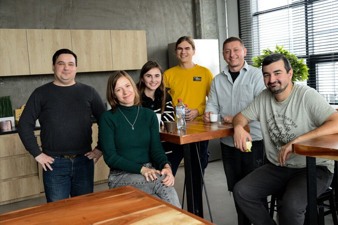 Amazon helps Ukrainians gain new skills and launch tech careers