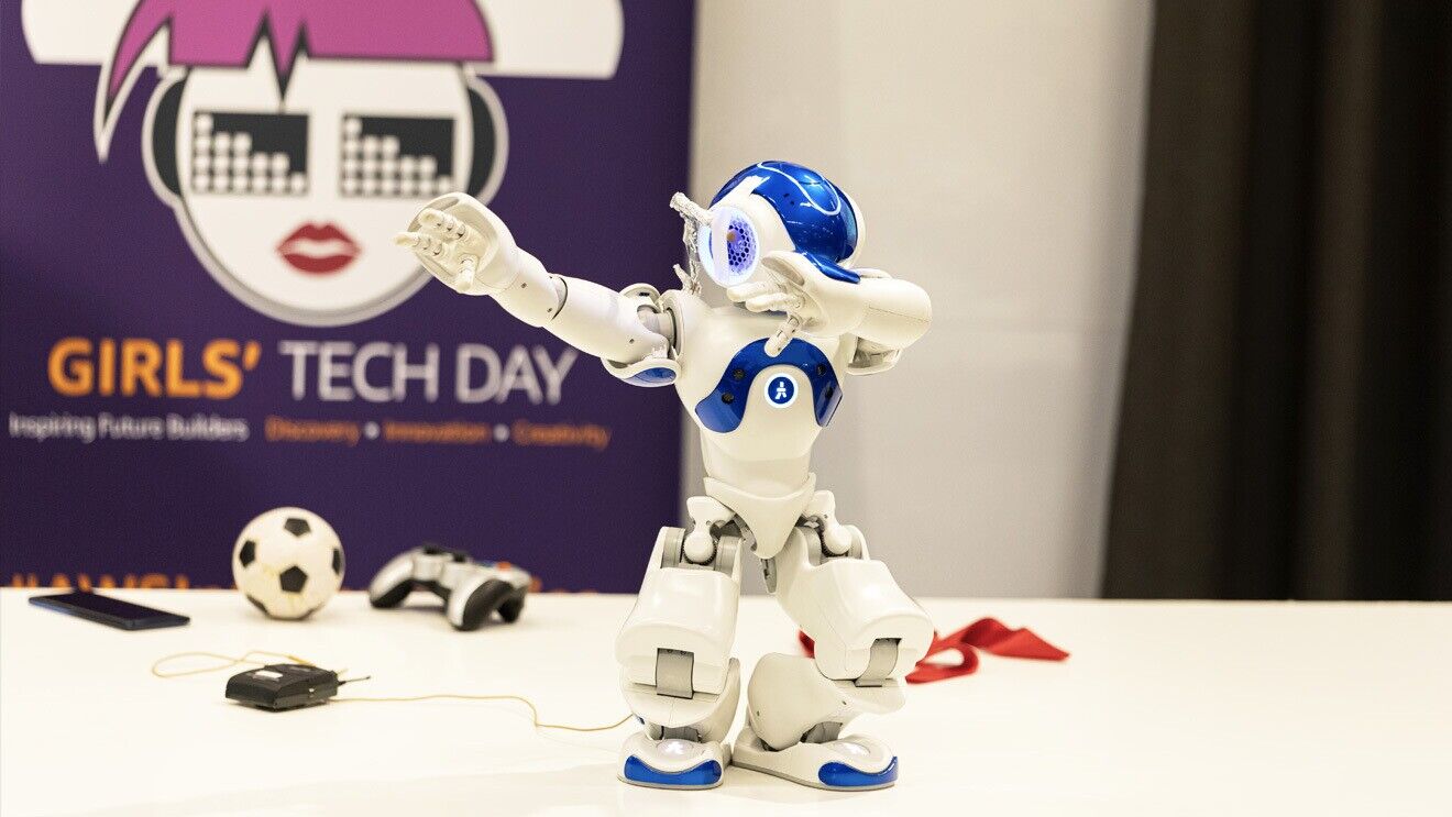 AWS Girls’ Tech Day in Virginia (and beyond) is back October 1