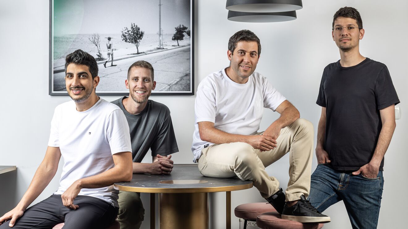 The founder of an AWS-powered $10 billion startup offers 7 tips on how to navigate a business through tough economic times