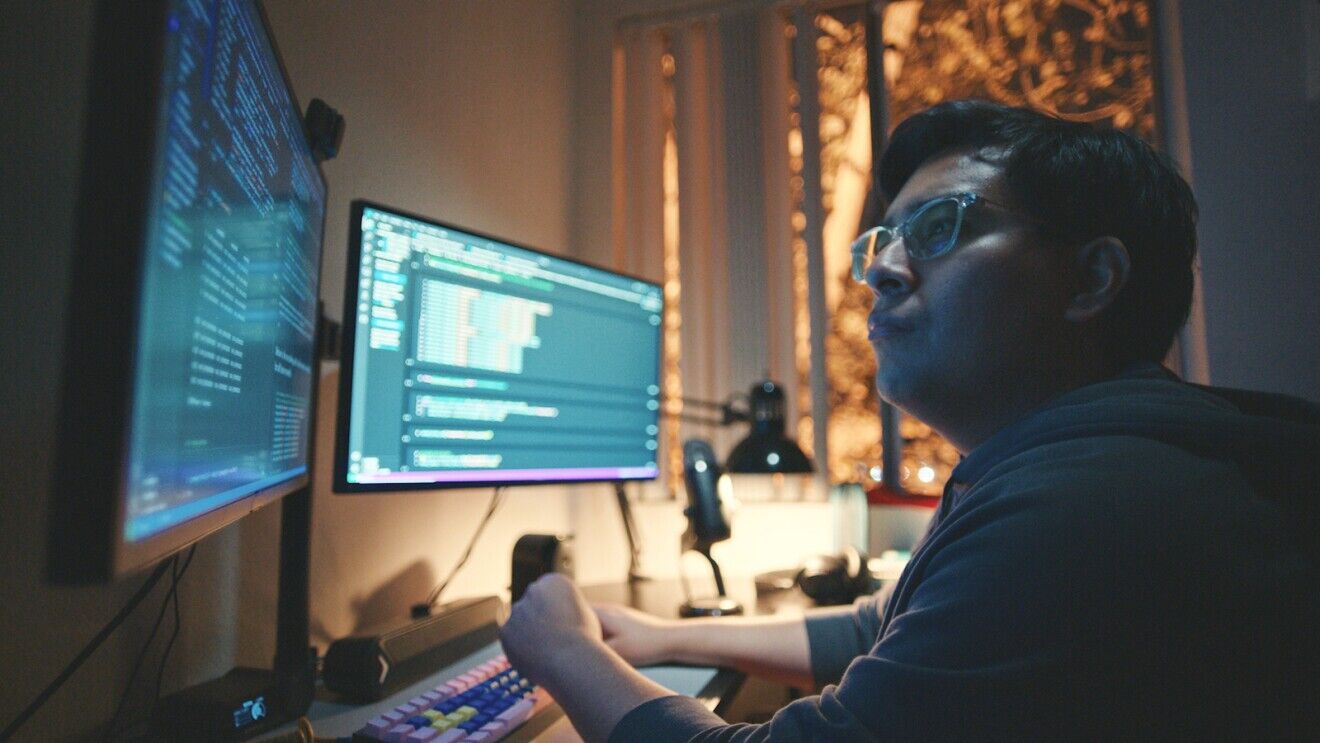 This AWS scholarship recipient is creating a slam dunk solution for parents who have to miss their kids’ sports games