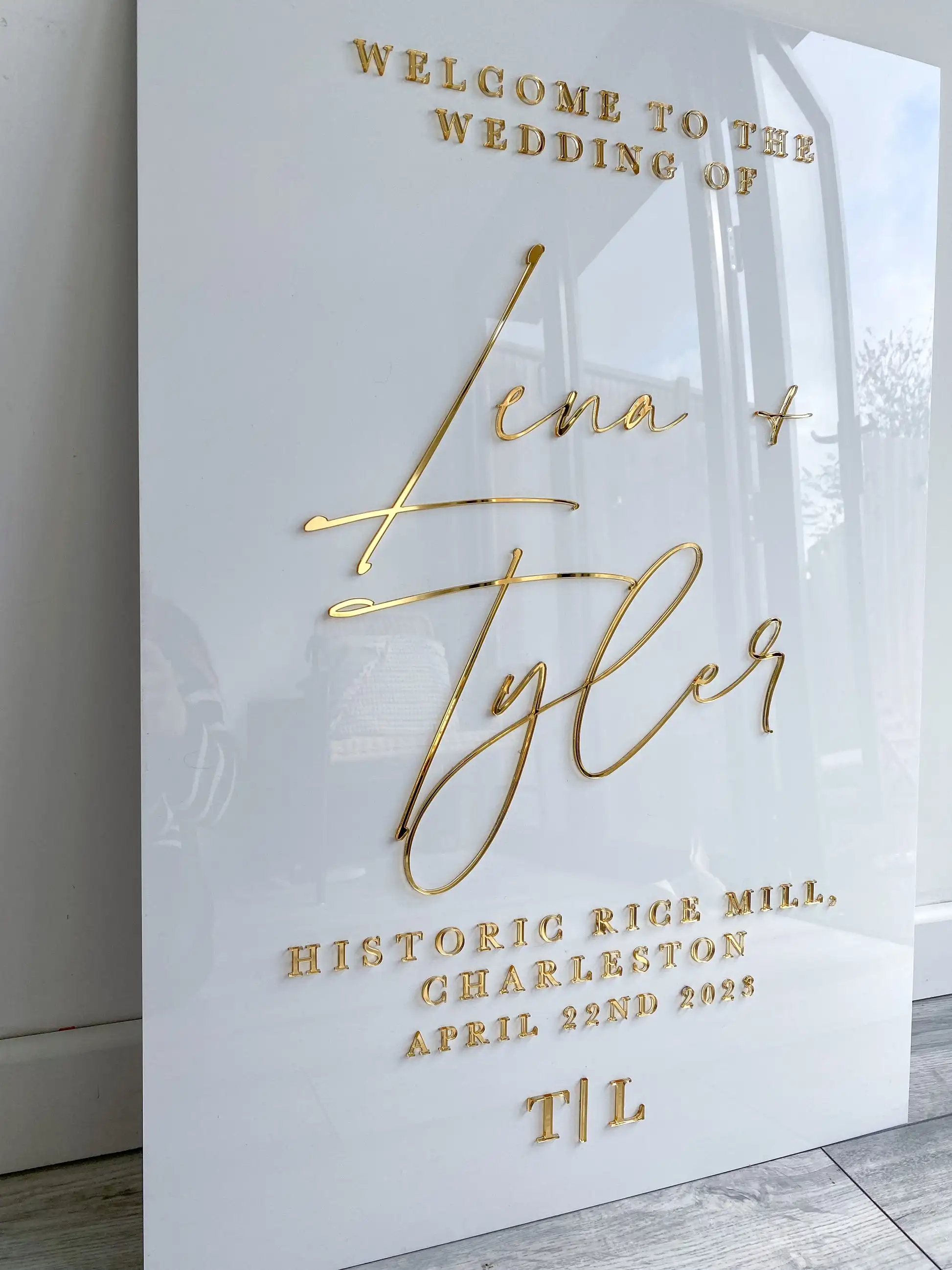 White Acrylic Wedding Sign With 3D Mirror Gold Names Wedding Welcome Sign Engagement Modern Wedding Sign 3D Welcome Signage