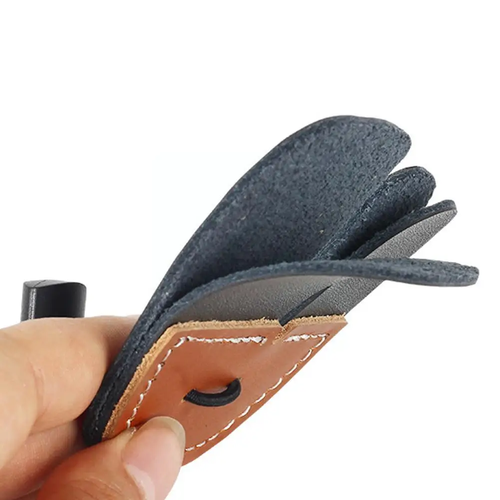 Archery Finger Tab Protector Thick Leather Bow Arrows Protective Equipment Gear Guard Pad Finger Tab Archery Glove Protecti I9Z6-5