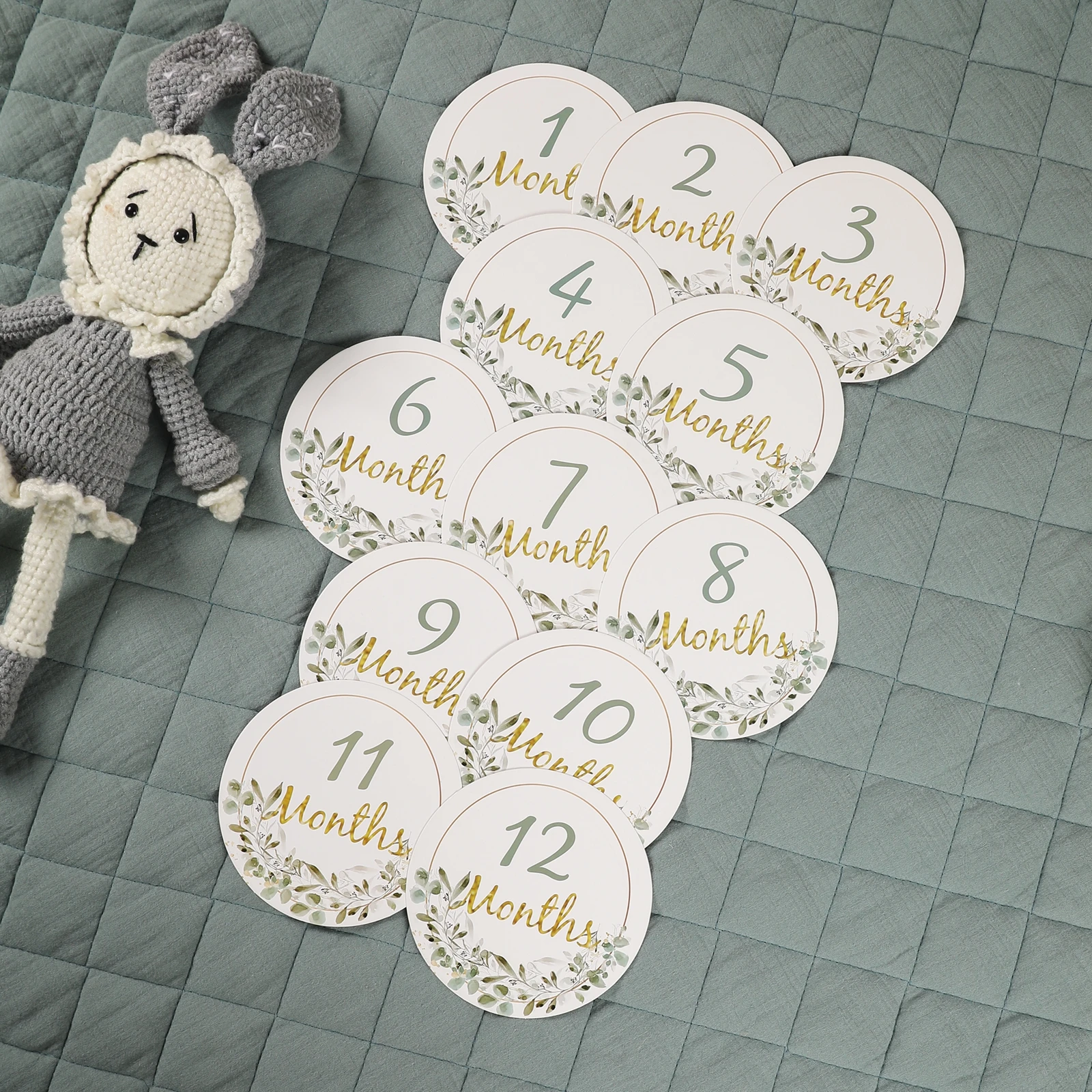 Baby Milestone Number Monthly Memorial Cards For Newborn Baby Paper Wooden Engraved Age Photography Accessories Birthing Gift-2