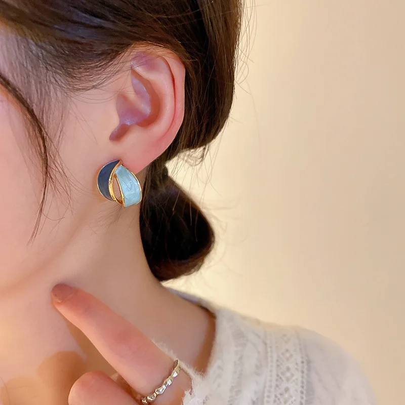 Korean Double Arc Cross Enamel Stud Earring for Women Personality Contrast Color Blue Geometric Earring Jewelry Party Pendientes-6