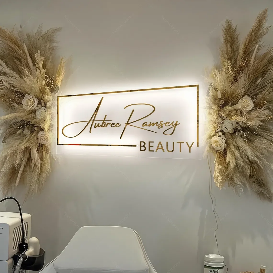 Custom LED Acrylic Metal Sign Business Logo Salon Sign Backlit Company Signage Hair Studio Beauty Nails Acrylic Signs Neon Light