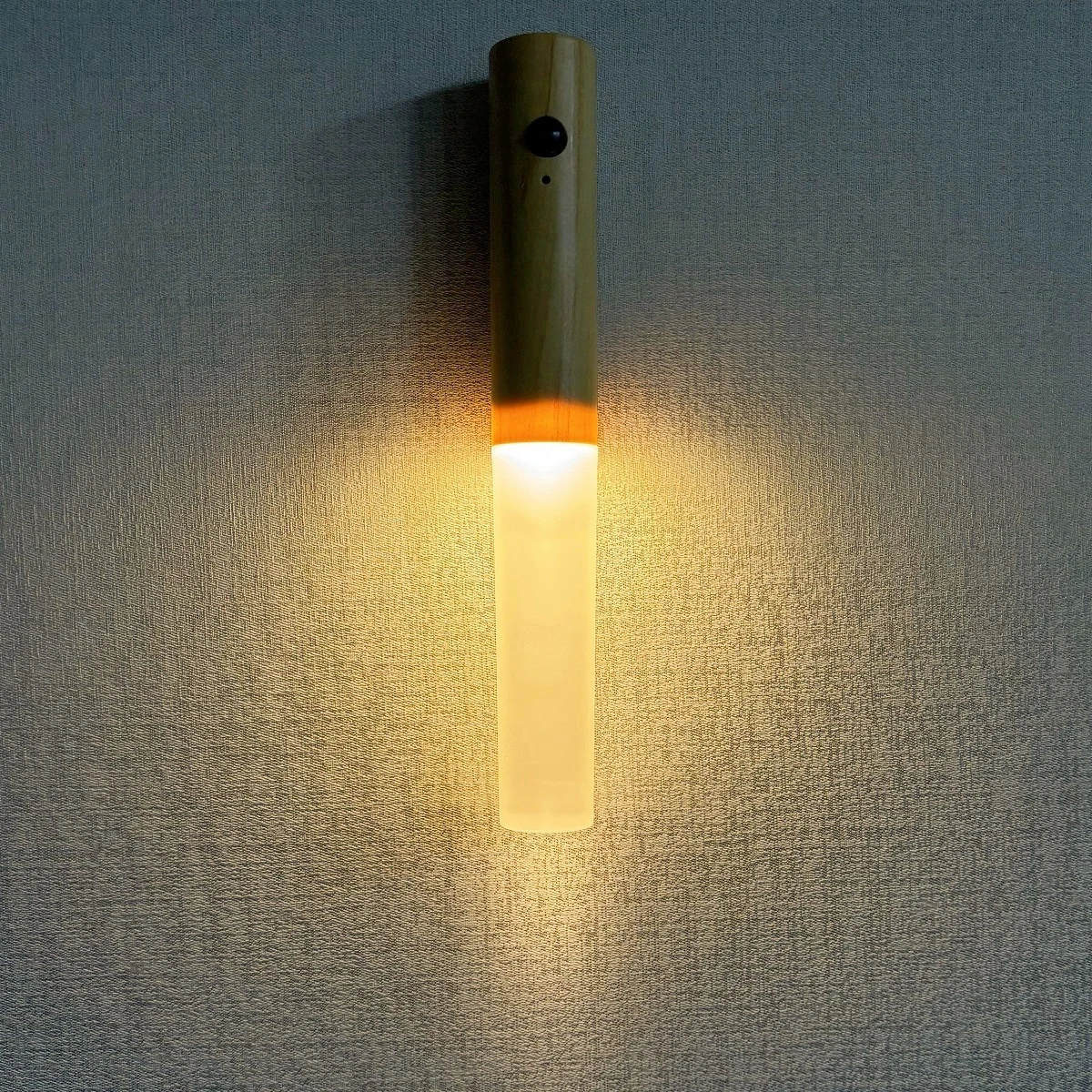 Wireless Motion Sensor LED Night Light Rechargeable Auto Induction Wall Lamp for Kitchen Closet wardrobe Toilet Staircase Decor-3