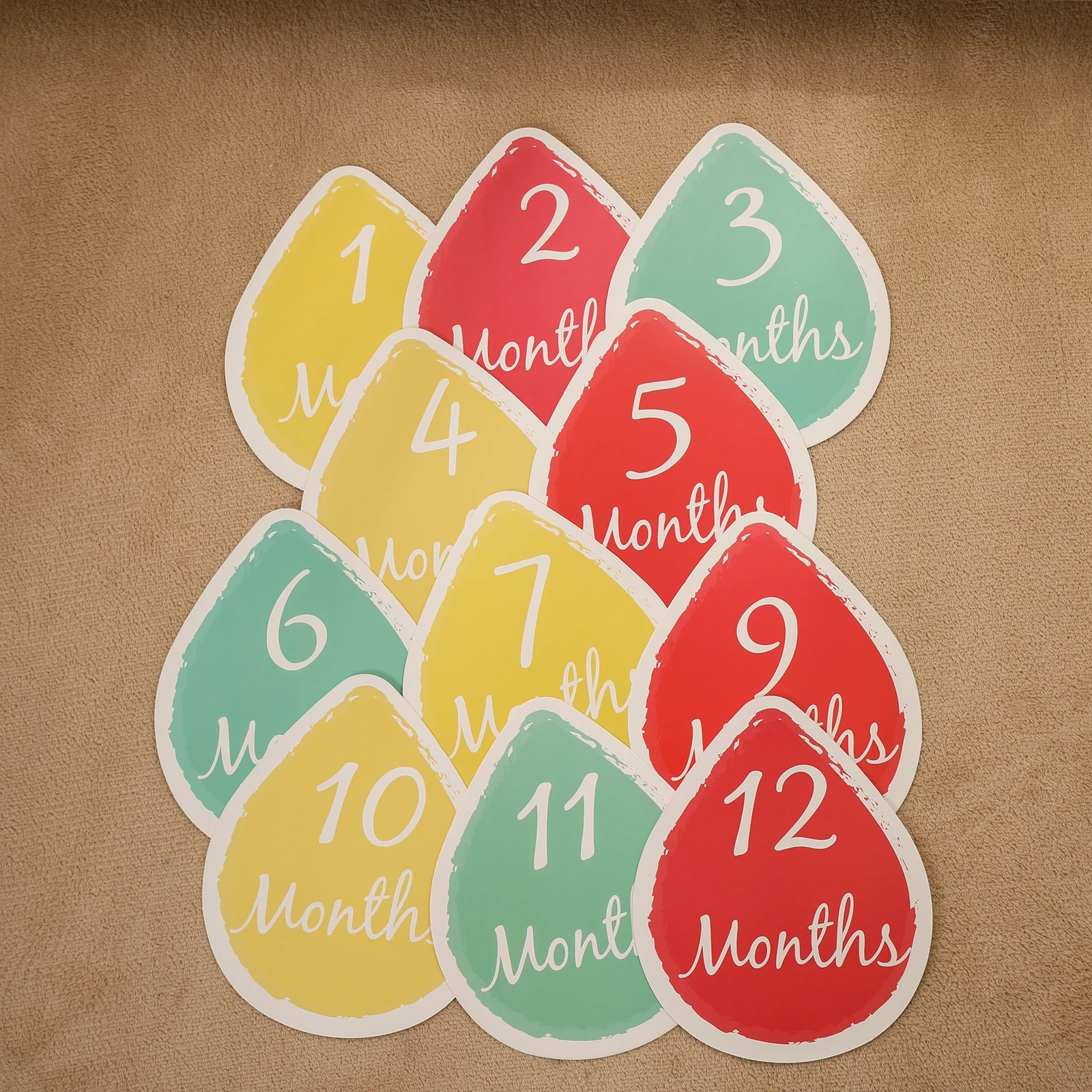 Baby Milestone Number Monthly Memorial Cards For Newborn Baby Paper Wooden Engraved Age Photography Accessories Birthing Gift-4
