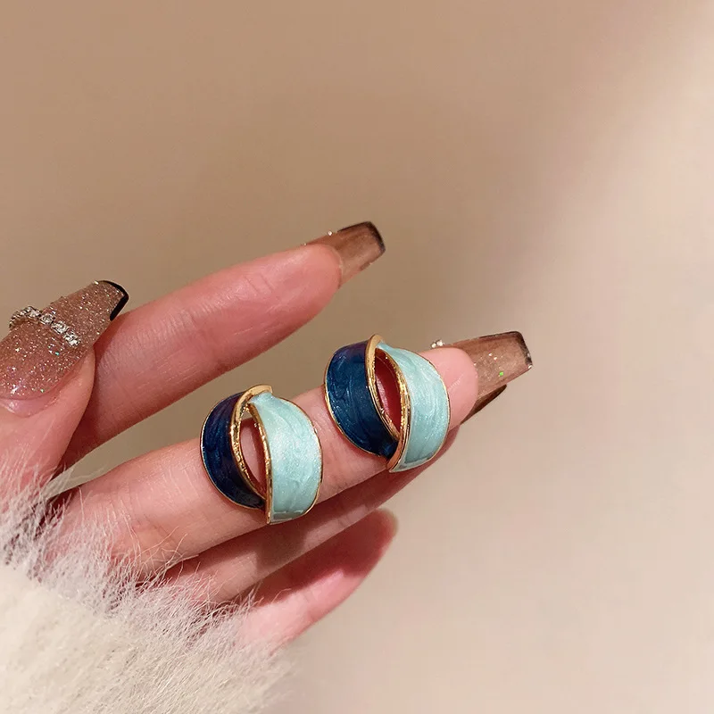 Korean Double Arc Cross Enamel Stud Earring for Women Personality Contrast Color Blue Geometric Earring Jewelry Party Pendientes-4