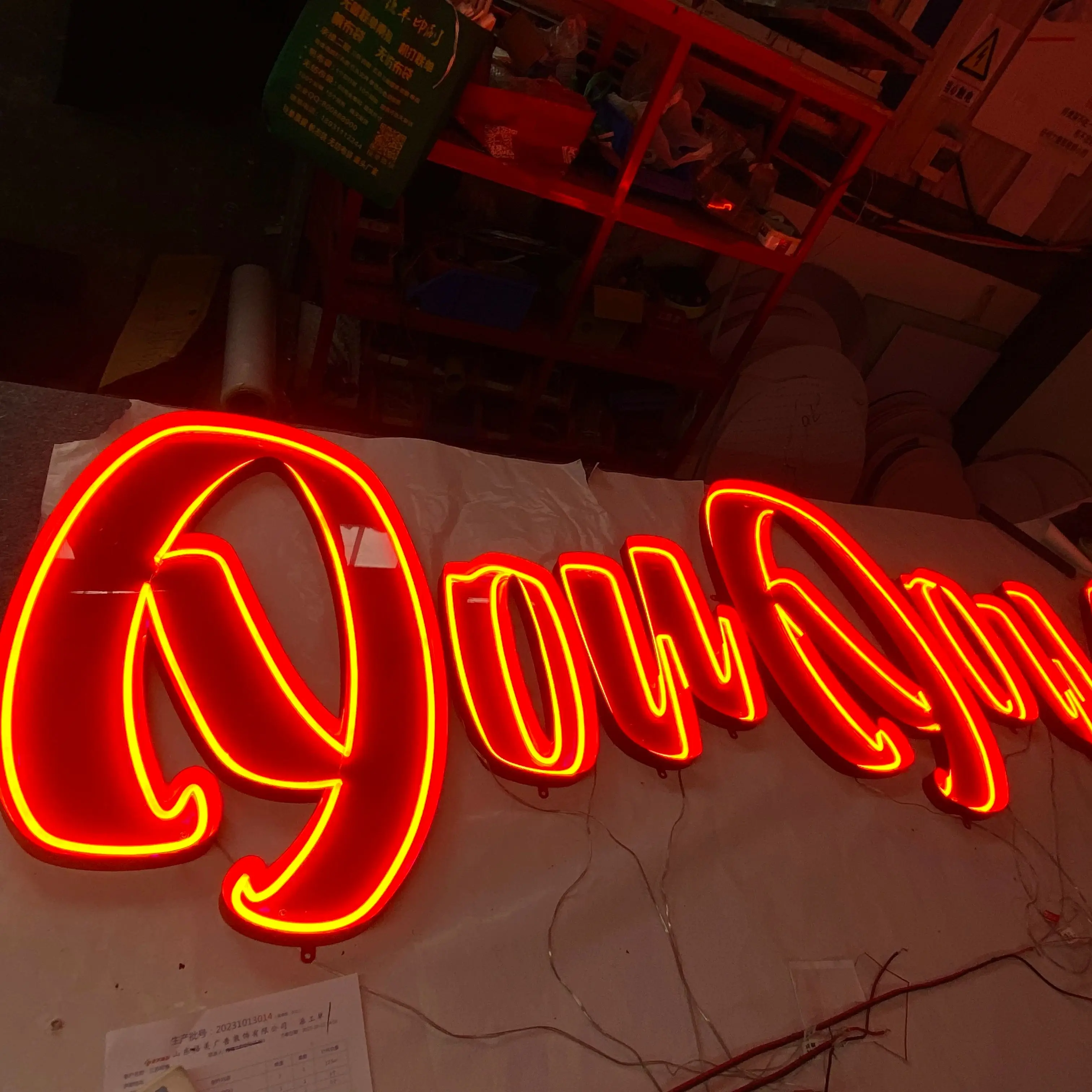Customized LED store billboards, neon lights signage metal backlit letters, acrylic letter signs, outdoor signs, LED signs-2