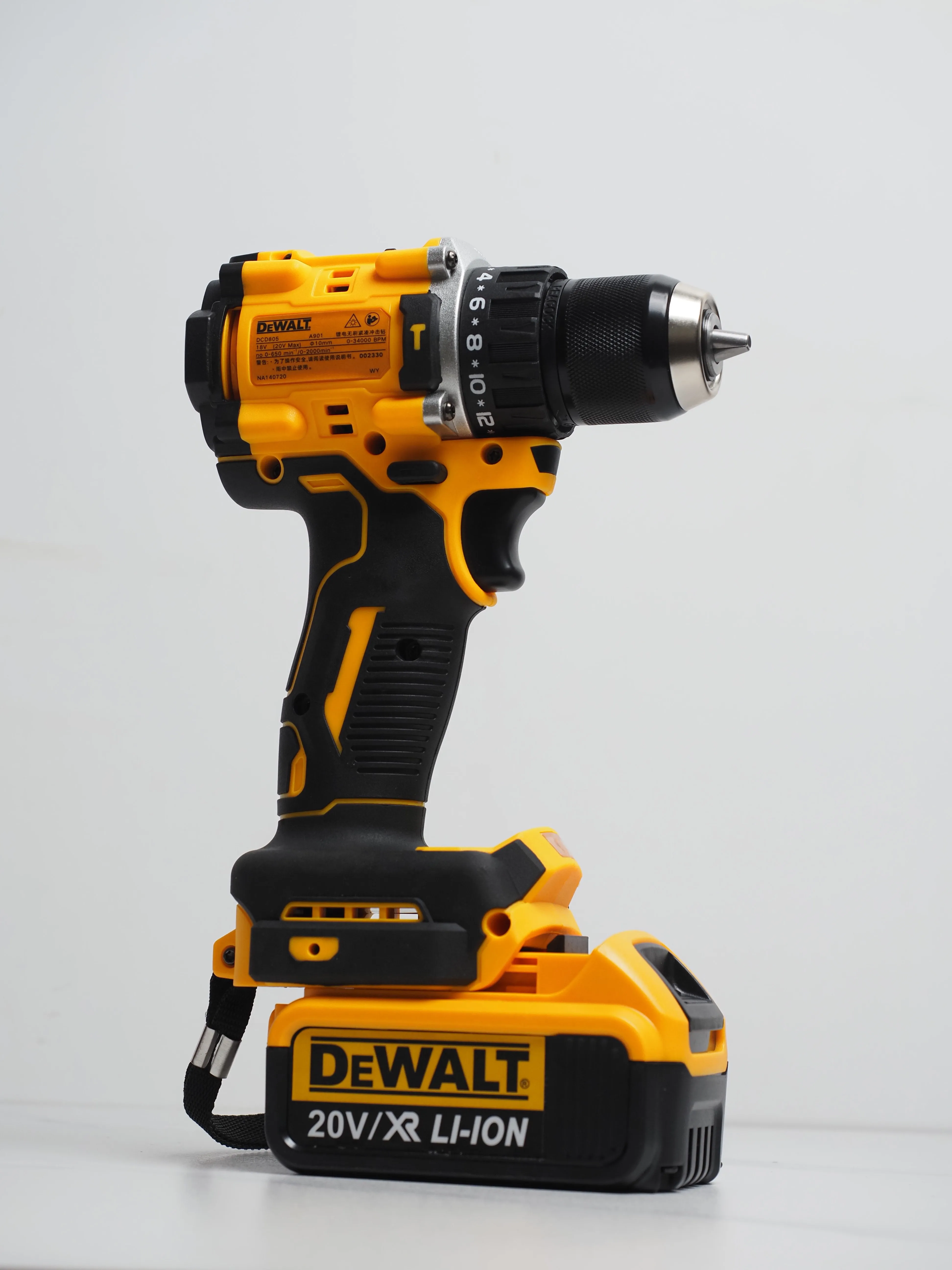 DEWALT Lithium Battery 20V Rechargeable Brushless Compact Electric Screwdriver Hand Drill Impact Drill DCD805-6