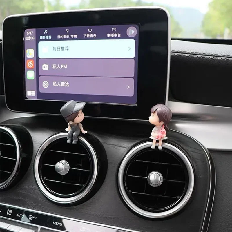 Cute Cartoon Couples Car Decoration Accessories Romantic Figurines Balloon Ornament Auto Interior Dashboard Accessories Gifts-4