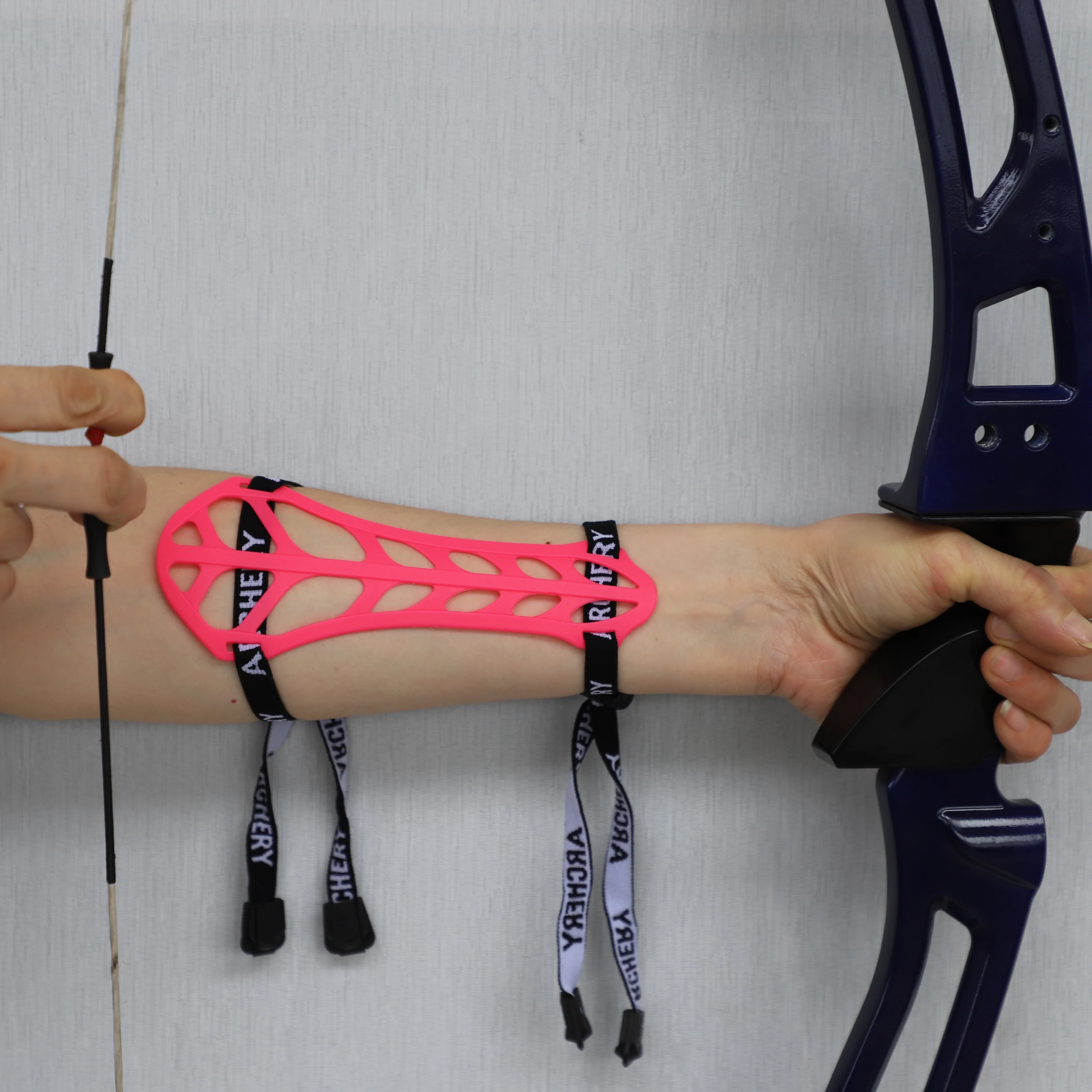 Archery Armguard Archery Finger Guard Tab Bow Arrow Hunting Practice Protection Adjustable Safe Armband Strap Shooting Accessory-3